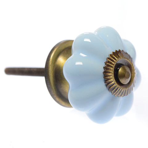 Ceramic pumpkin shaped pull-light blue