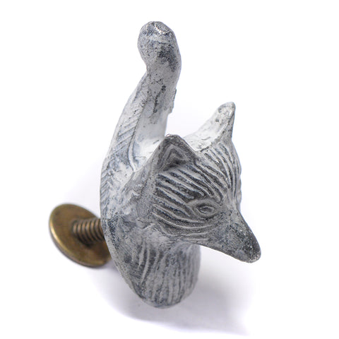 Cast iron fox pull-grey