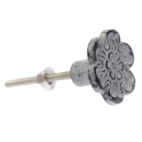 Cast iron flower pull-grey