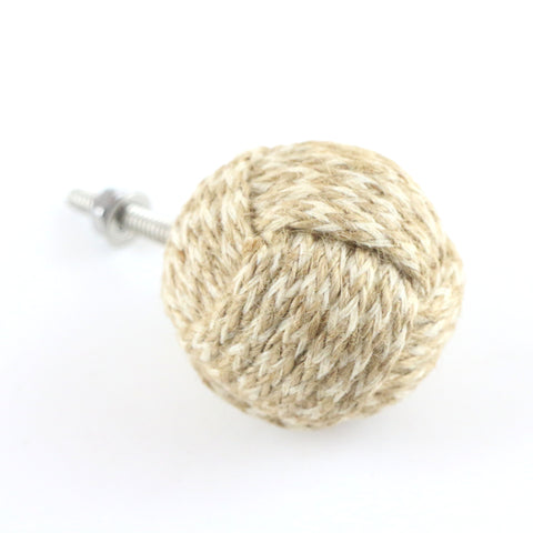 Beige and cream jute rope pull-woven pattern